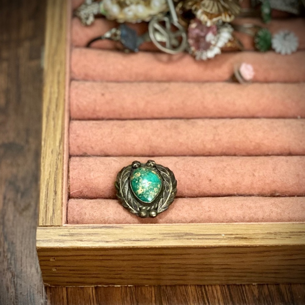 Vintage Turquoise Costume Jewelry Ring